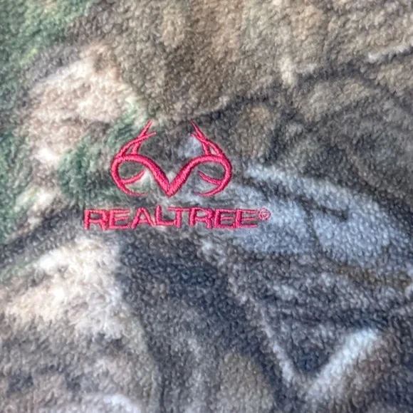 Realtree girls fleece jacket camo with pink trim XL 14-16 GUC - Picture 6 of 6